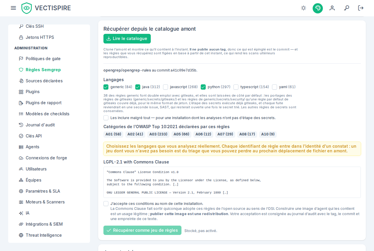 La lecture du catalogue amont : les langages choisis, la note sur les règles generic qui doublonnent gitleaks avec la case pour les inclure quand même, et la licence à accepter.
